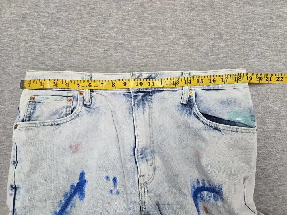 Levi's 569 Shorts Mens 36 Blue Light Wash Denim Paint Splatter Artistic Bermuda